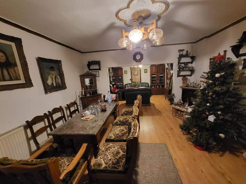 Pensiunea Bradet Brosteni Екстер'єр фото